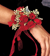 Reserve your 100% NATURAL Prom Boutonniere, Corsage or Wristlet using our Online Form or just Call us 305 - 264 5999. We deliver to your home or you can pick up... Enjoy our customer service...